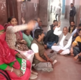 IMG 20220209 133602 नगर निगम में पार्षदों का जोरदार प्रदर्शन, फूटा गुस्सा Bikaner Local News Portal बीकानेर अपडेट