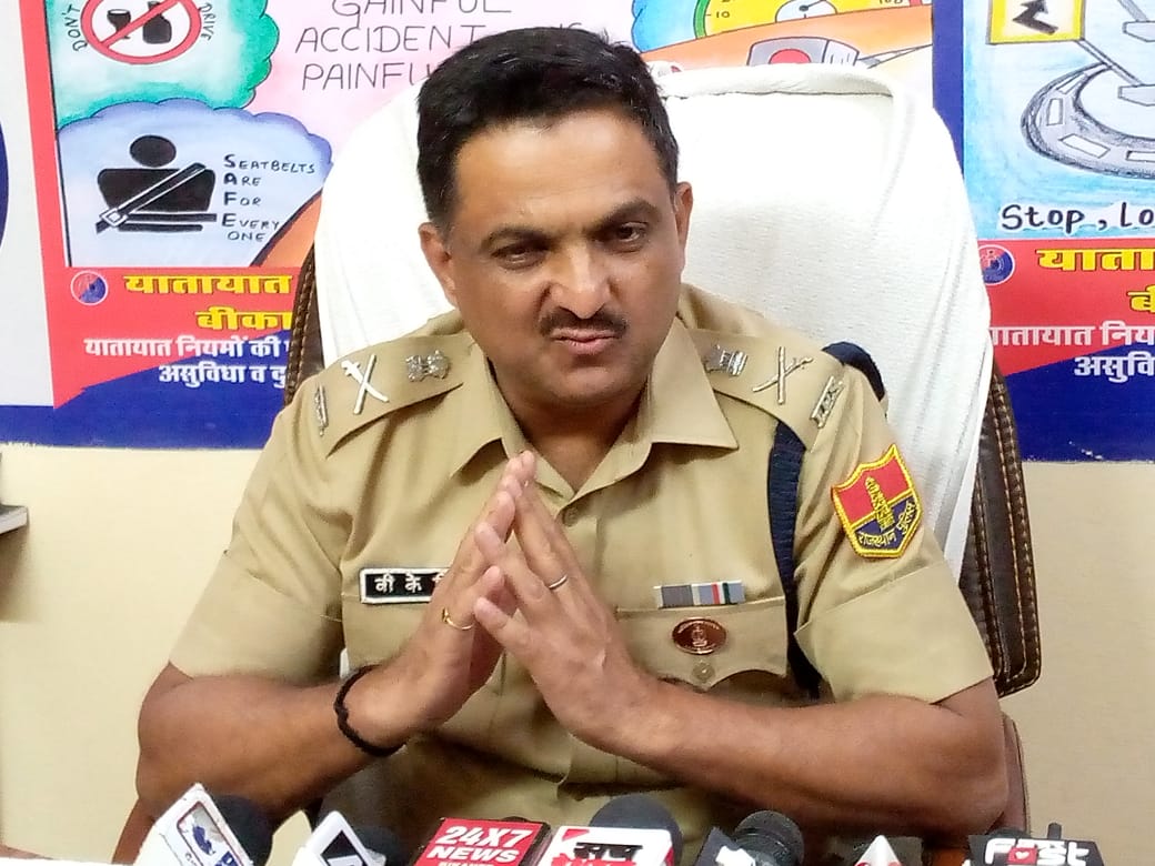 IMG 20230508 WA0151 बीकानेर यातायात व्यवस्था को लेकर एडीजे वीके सिंह की प्रेस वार्ता Bikaner Local News Portal राजस्थान