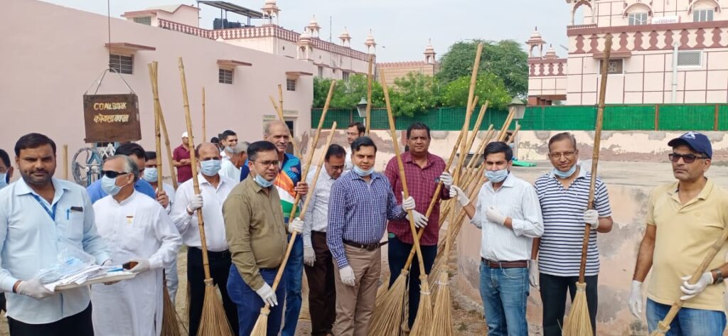 IMG 20231001 WA0137 बीकानेर में 1 तारीख 1 घंटा 10 बजे" के अंतर्गत हुआ व्यापक श्रमदान Bikaner Local News Portal बीकानेर अपडेट