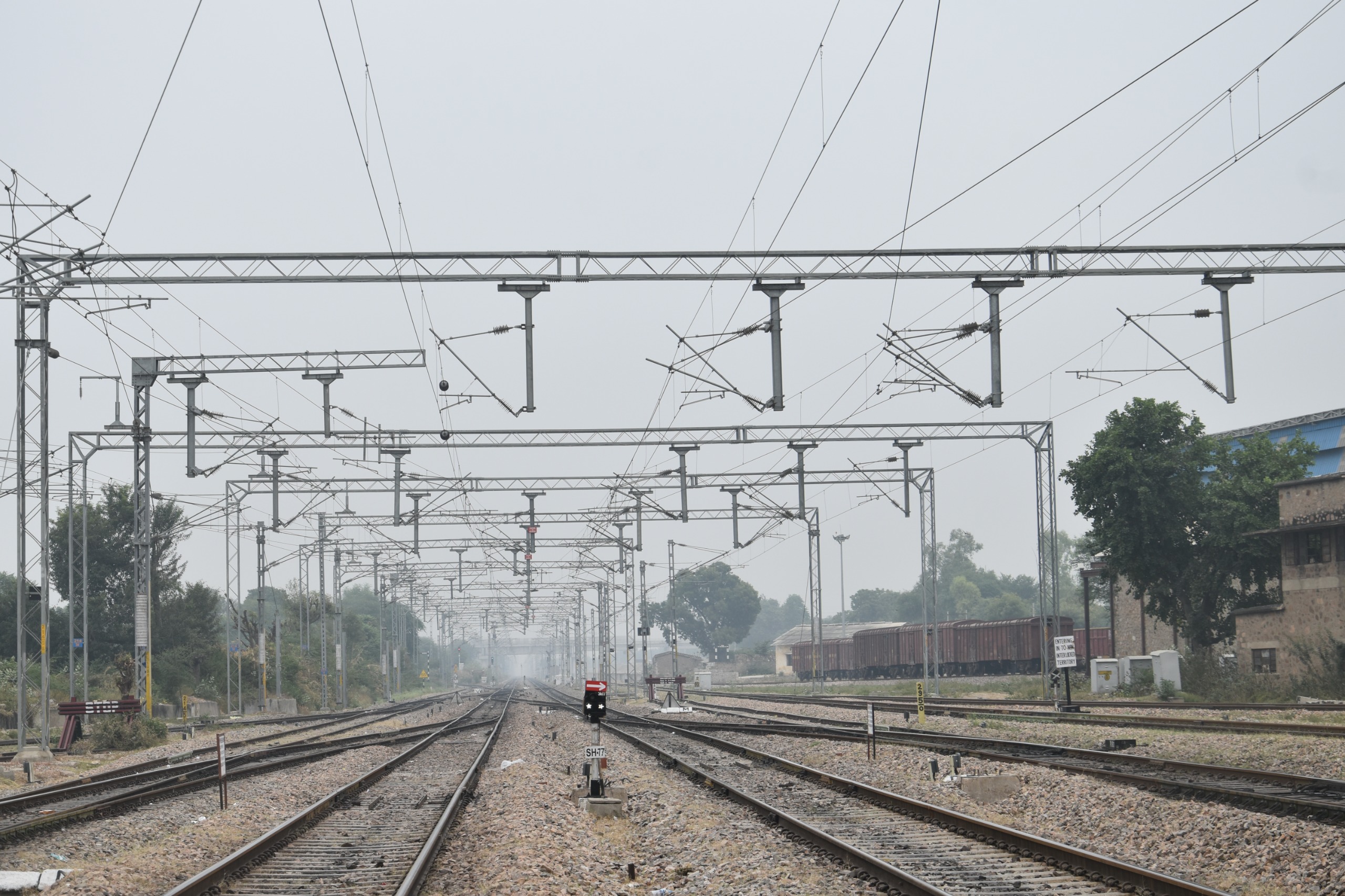 IMG 20240117 WA0163 उत्तर पश्चिम रेलवे पर इस वर्ष 806 किलोमीटर ट्रैक का किया विद्युतीकरण Bikaner Local News Portal देश