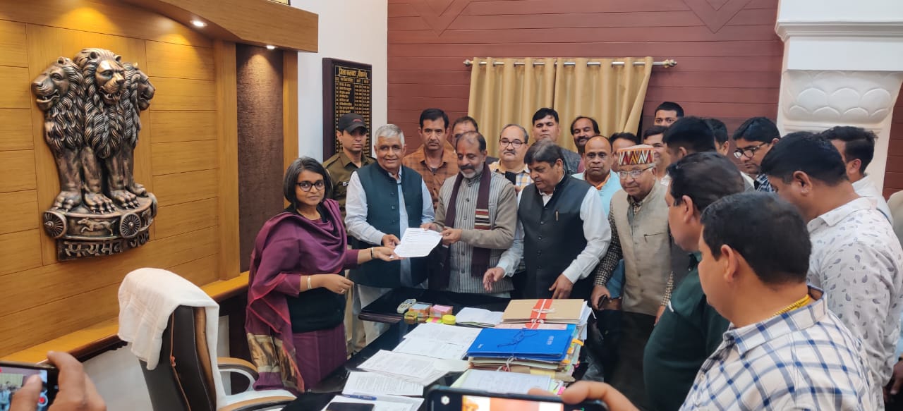 IMG 20240301 WA0192 बीकानेर: भाजपा ने प्रदर्शन कर सन्देशखाली में राष्ट्रपति शासन लागू करने की रखी मांग Rajasthan News Portal बीकानेर अपडेट