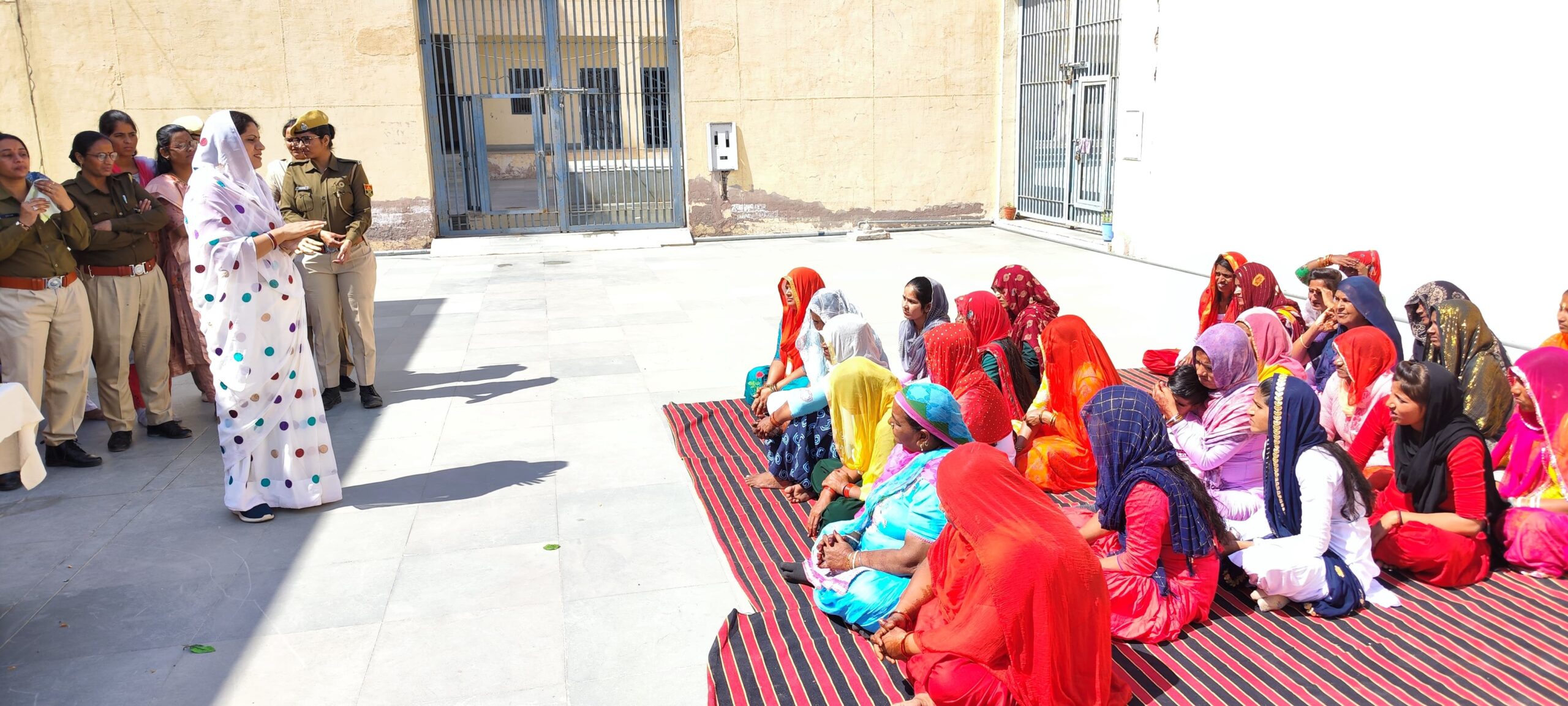 IMG 20240308 WA0255 scaled महापौर ने महिला बंदियों से किया संवाद Rajasthan News Portal बीकानेर अपडेट