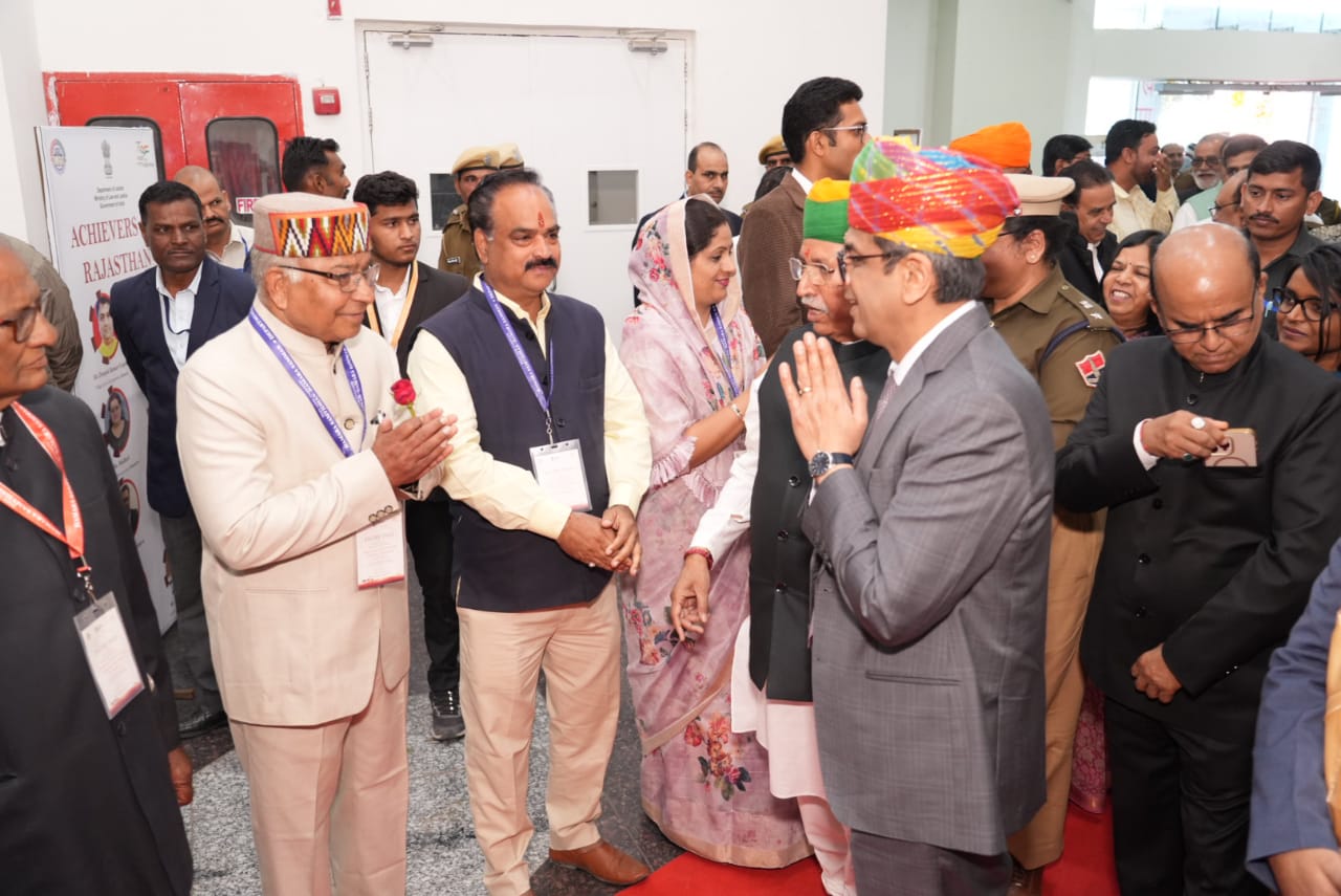 IMG 20240309 WA0214 भारत के मुख्य न्यायाधीश जस्टिस चंद्रचूड़ का भाजपा नेताओं ने किया स्वागत Rajasthan News Portal बीकानेर अपडेट