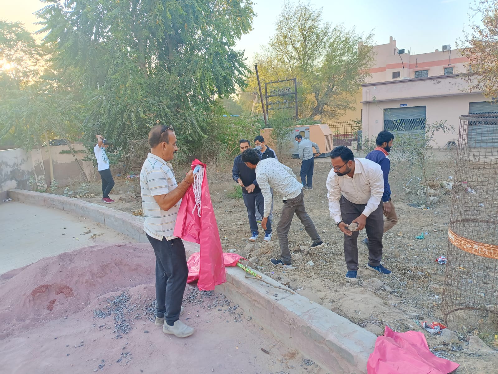 IMG 20240310 WA0152 पीबीएम हॉस्पिटल परिसर में चला सफाई अभियान Rajasthan News Portal बीकानेर अपडेट
