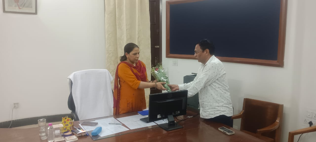 IMG 20240312 WA0371 श्रीमती देवठिया ने ग्रहण किया माध्यमिक शिक्षा अतिरिक्त निदेशक का पदभार Rajasthan News Portal बीकानेर अपडेट