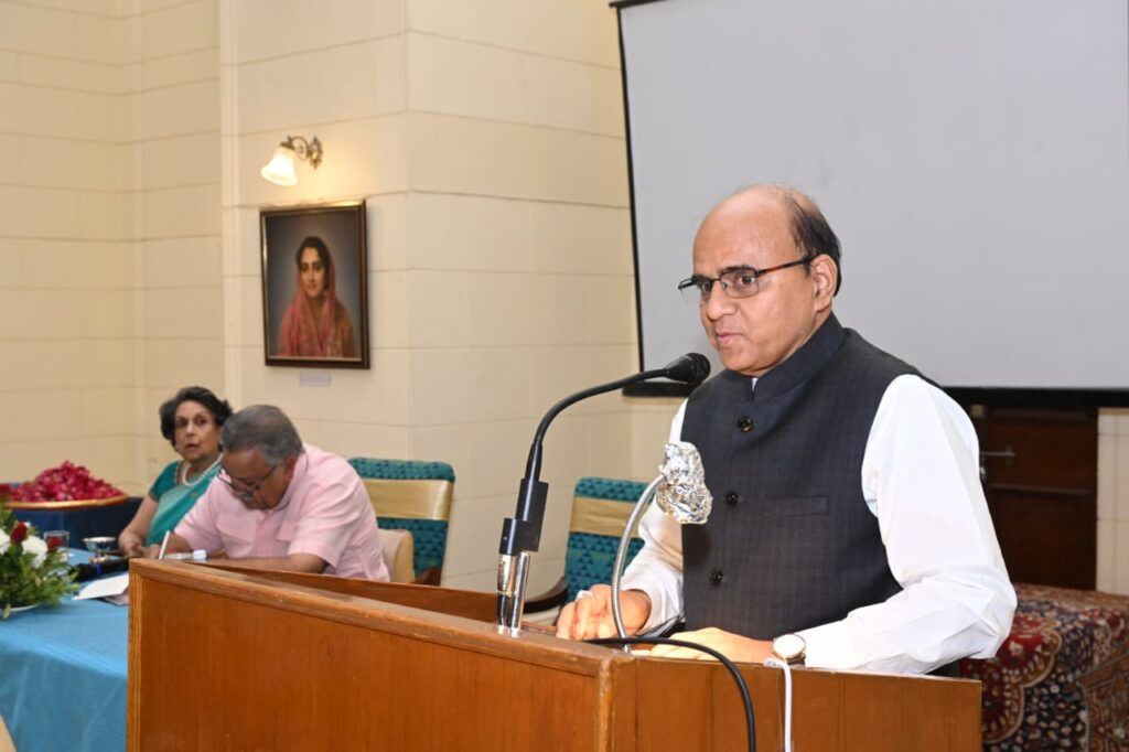 IMG 20240422 WA0148 महाराजा डॉं करणीसिंहजी एक अंतरराष्ट्रीय निशानेबाज होने के साथ जनहितैषी थे Rajasthan News Portal जोधपुर, राजस्थान