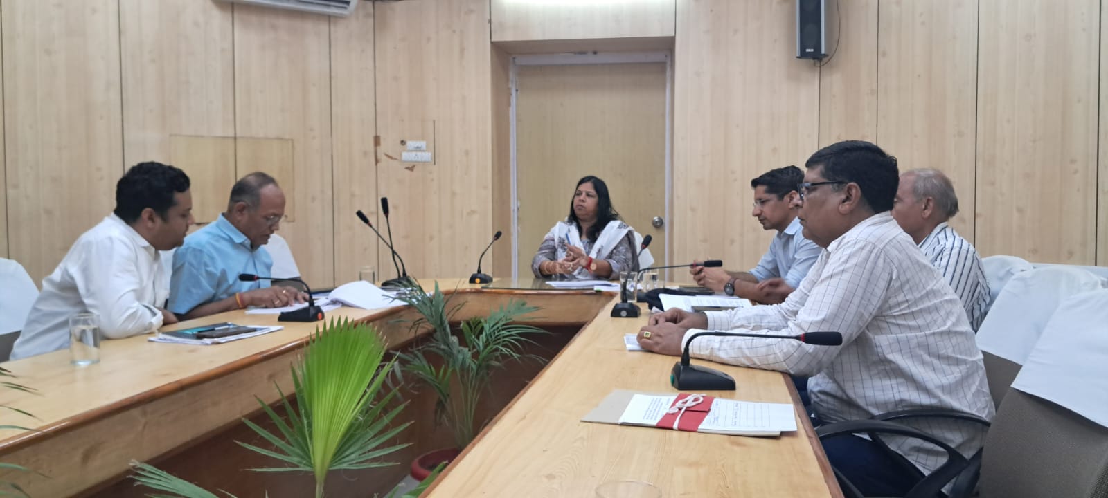 IMG 20240624 WA0268 रेलवे अंडर ब्रिज में ना हो जलभराव- सम्भागीय आयुक्त Bikaner Local News Portal राजस्थान