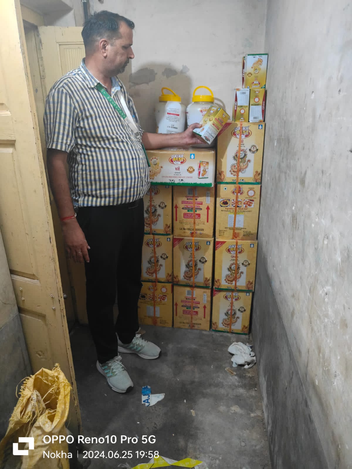 IMG 20240625 WA0237 शुद्ध आहार - मिलावट पर वार अभियान के तहत हुई कार्यवाही Bikaner Local News Portal राजस्थान