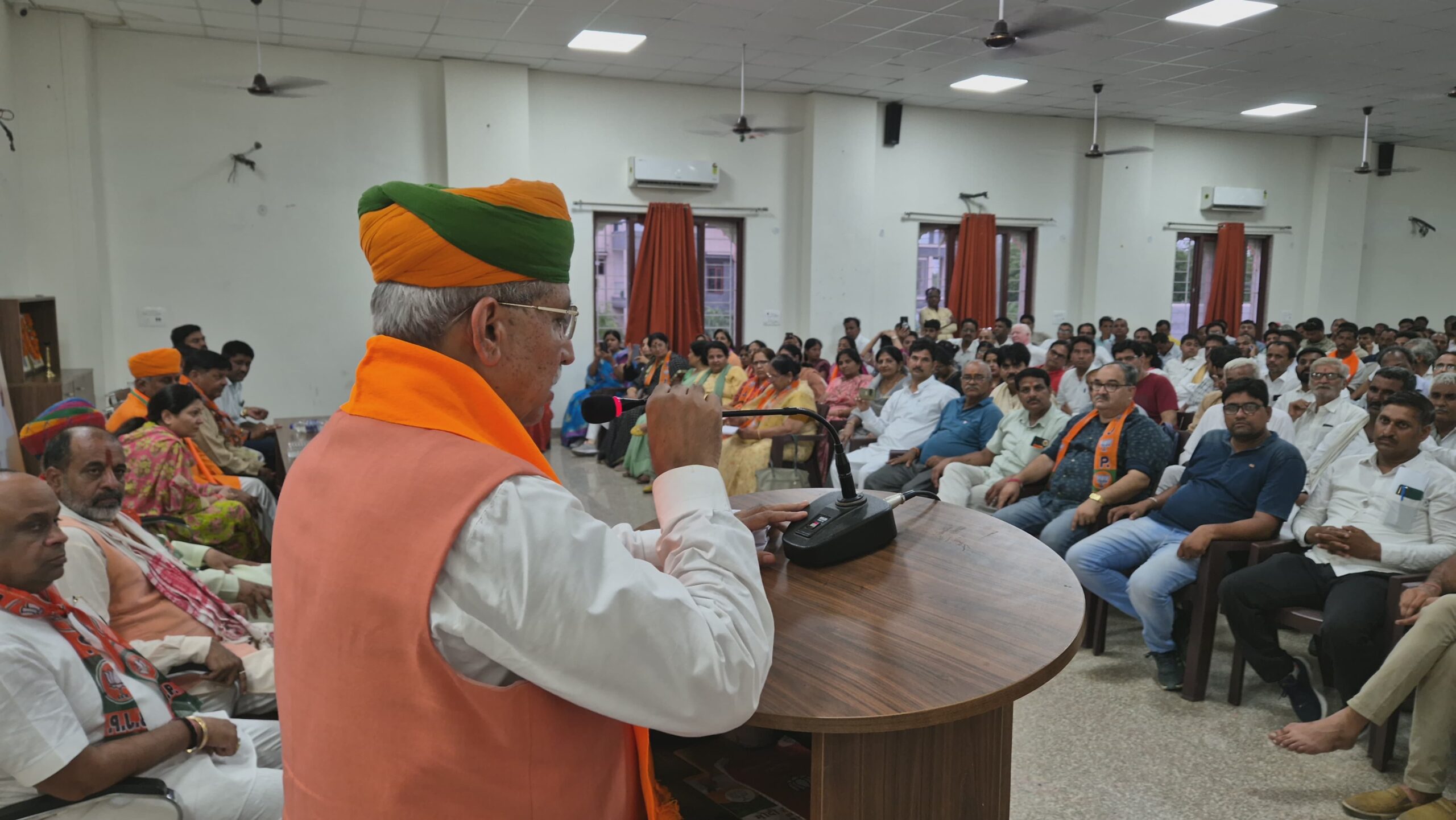 IMG 20240707 WA0333 scaled केंद्रीय मंत्री अर्जुनराम मेघवाल ने मतदाता का अभिनंदन कर जताया आभार Bikaner Local News Portal देश