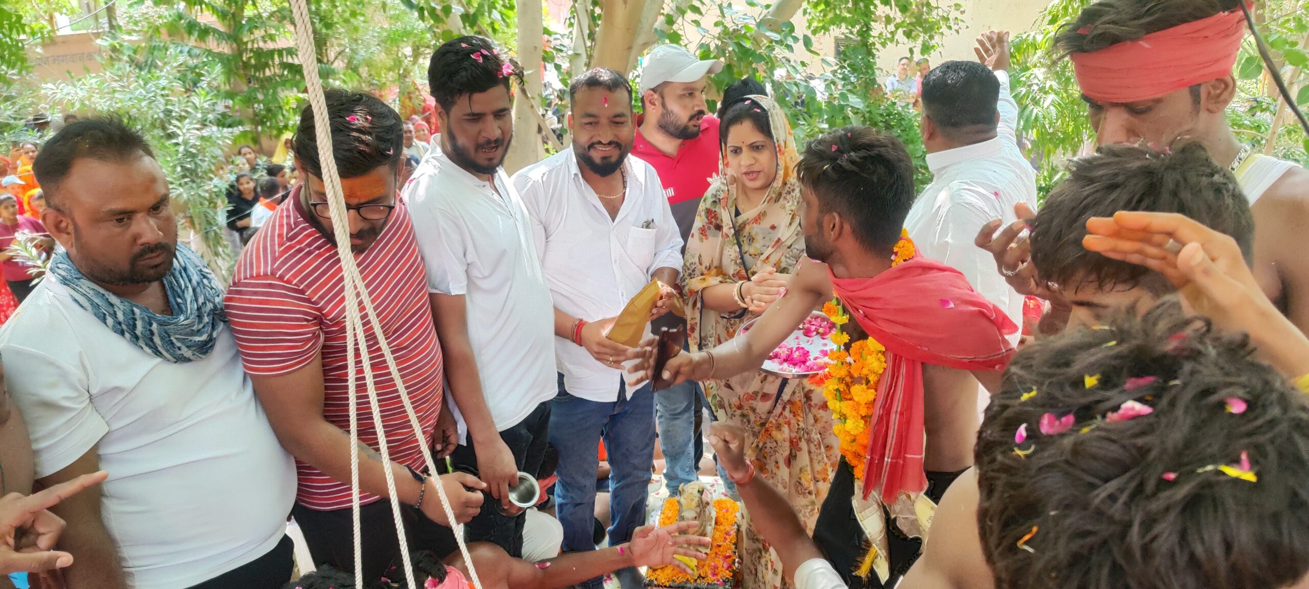 IMG 20240805 WA0159 scaled हरिद्वार से श्रीरामसर पहुंची महा डाक कावड़ यात्रा, महापौर ने किया स्वागत Bikaner Local News Portal धर्म