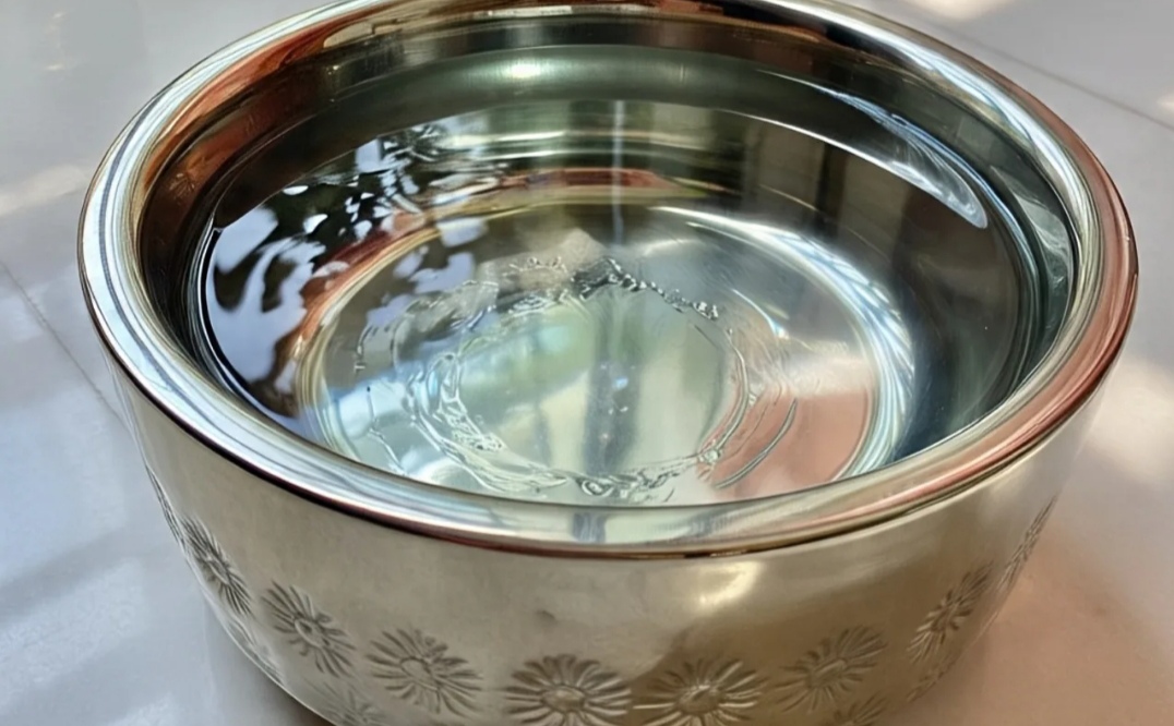 IMG 20250608 153224 AC के कमरे में पानी से भरा बर्तन क्यों रखने लगे हैं लोग ? Rajasthan News Portal विशेष समाचार