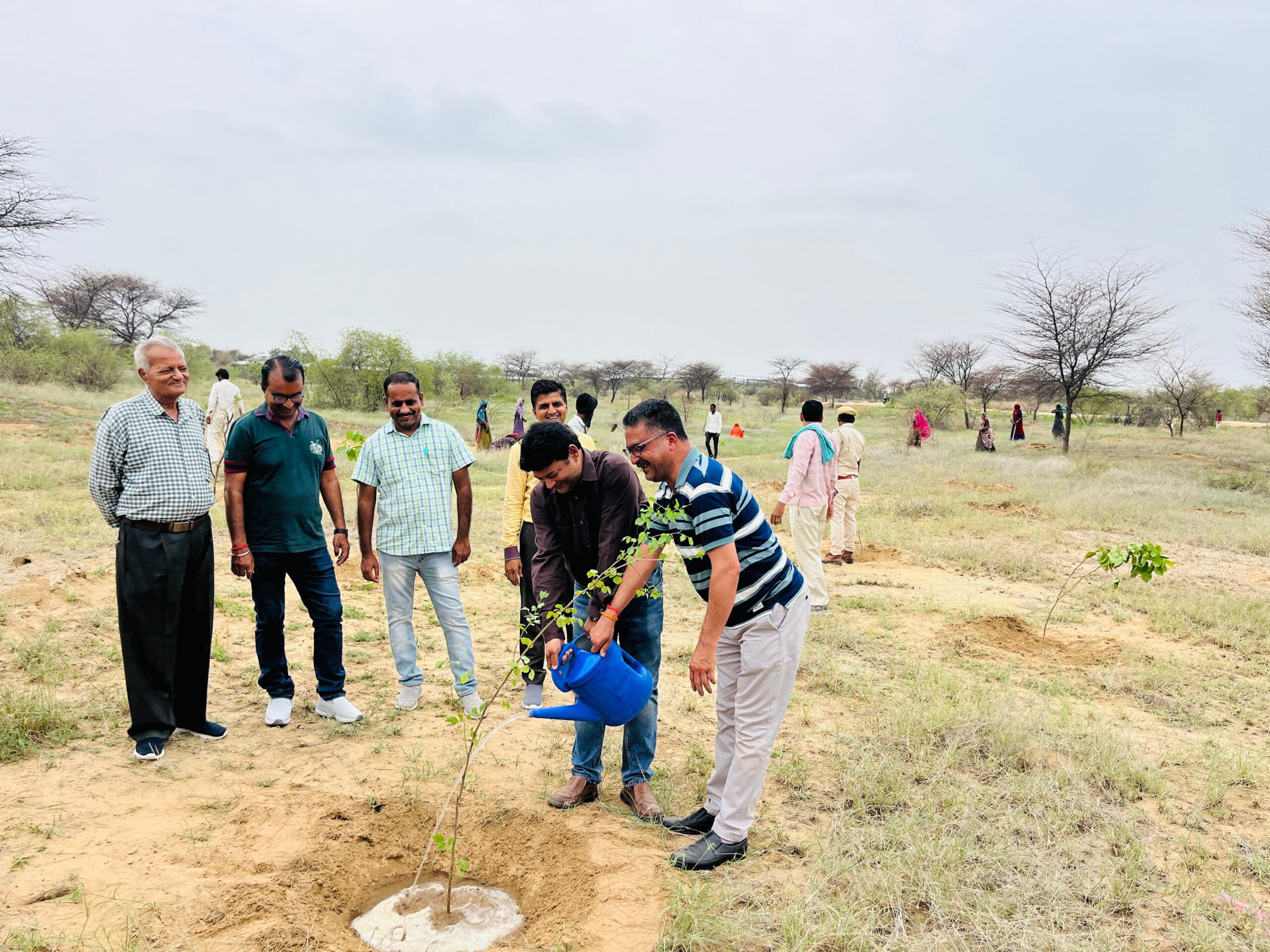 IMG 20250709 WA0005 scaled बीकानेर : शेर-तेंदुए की गूंजेगी दहाड़, मरुधरा बायोलॉजिकल पार्क में करीब 10 हजार पौधे लगाने का लक्ष्य Rajasthan News Portal बीकानेर अपडेट