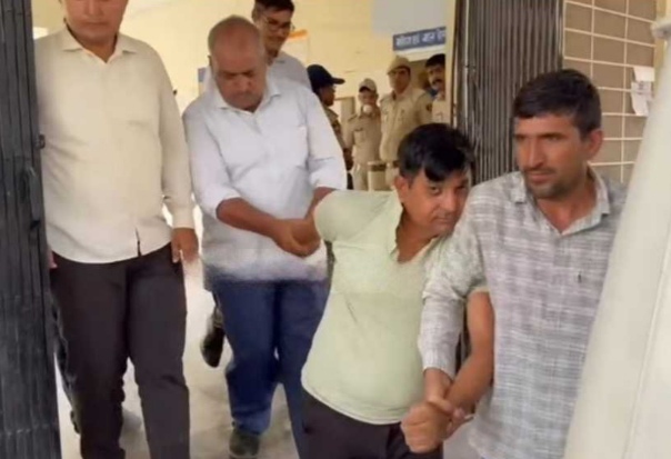 IMG 20250715 141410 बीकानेर कोर्ट का वकील रिश्वत लेते गिरफ्तार Rajasthan News Portal बीकानेर अपडेट