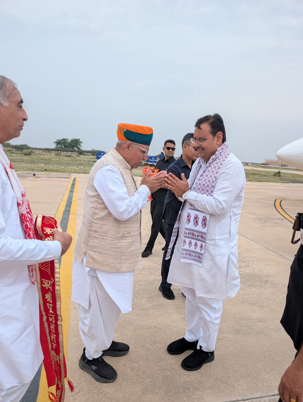 IMG 20250814 WA0006 मुख्यमंत्री का बीकानेर नाल एयरपोर्ट पर स्वागत Rajasthan News Portal देश
