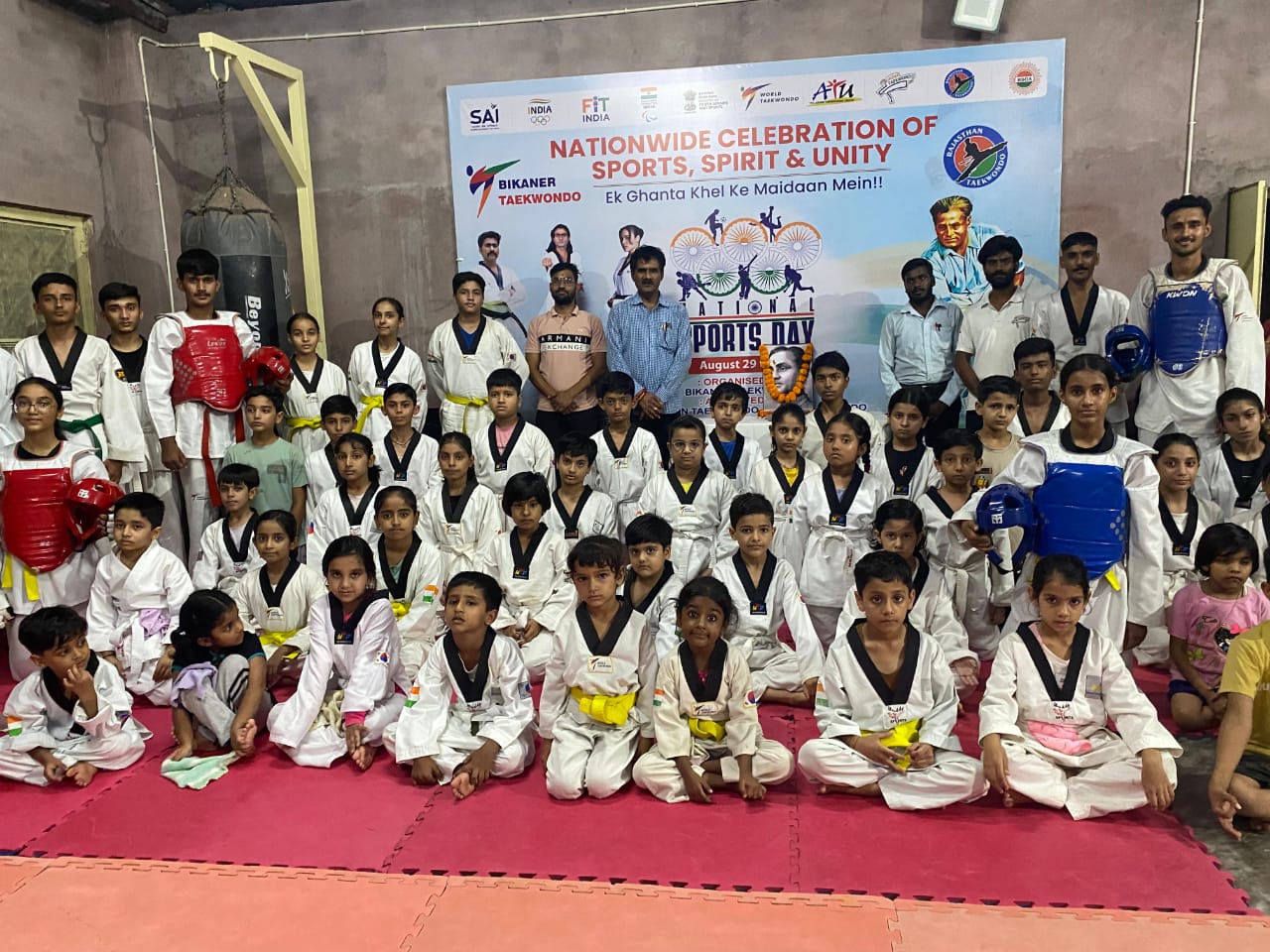 IMG 20250829 WA0027 राष्ट्रीय खेल दिवस पर बीकानेर ताइक्वांडो ने किये आयोजन Rajasthan News Portal खेल