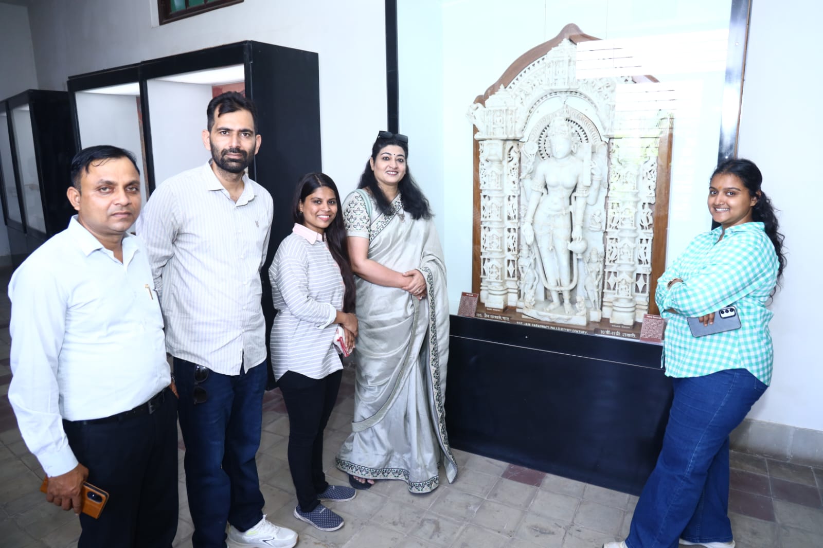 IMG 20250912 WA0026 महाराजा गंगा सिंह जी व उनके राजवंश की धरोहर को संग्रहीत किए हुए है गंगा म्यूज़ियम : डॉ. मेघना शर्मा Rajasthan News Portal साहित्य