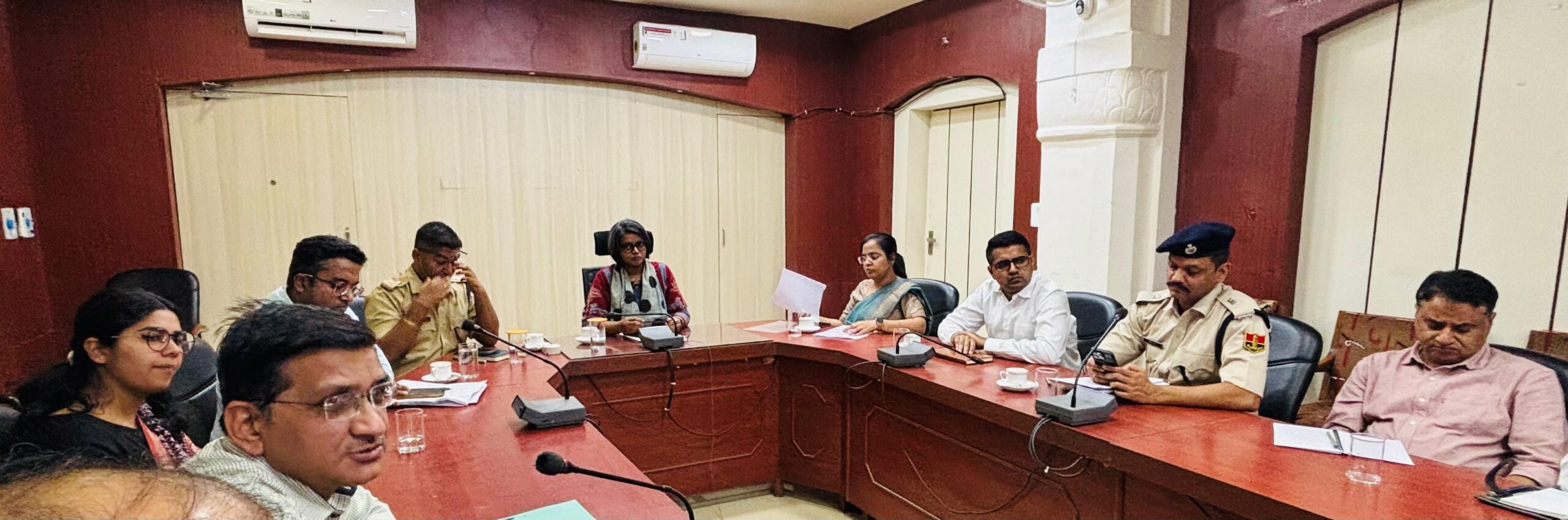 IMG 20251016 WA00151 scaled दीपावली पर 450 जवानों का पुलिस जाप्ता रहेगा तैनात, सार्दुल स्कूल, फोर्ट स्कूल व रतन बिहारी पार्क में रहेगी पार्किंग व्यवस्था, पब्लिक पार्क रोशन Rajasthan News Portal बीकानेर अपडेट