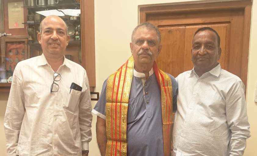 IMG 20251025 WA0027 चिकित्सा मंत्री खींवसर से मिले पचीसिया और लदरेचा, मेडिसिन विंग के बारे में दी जानकारी Rajasthan News Portal राजस्थान