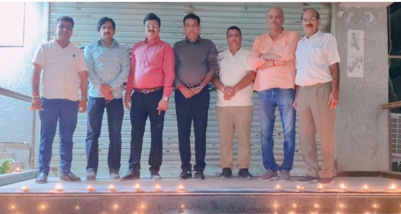 IMG 20251018 223600 व्यापार मण्डल परिसर मे मनाया दीपोत्सव **मेडिकल प्राचार्य का स्वागत Rajasthan News Portal बीकानेर अपडेट