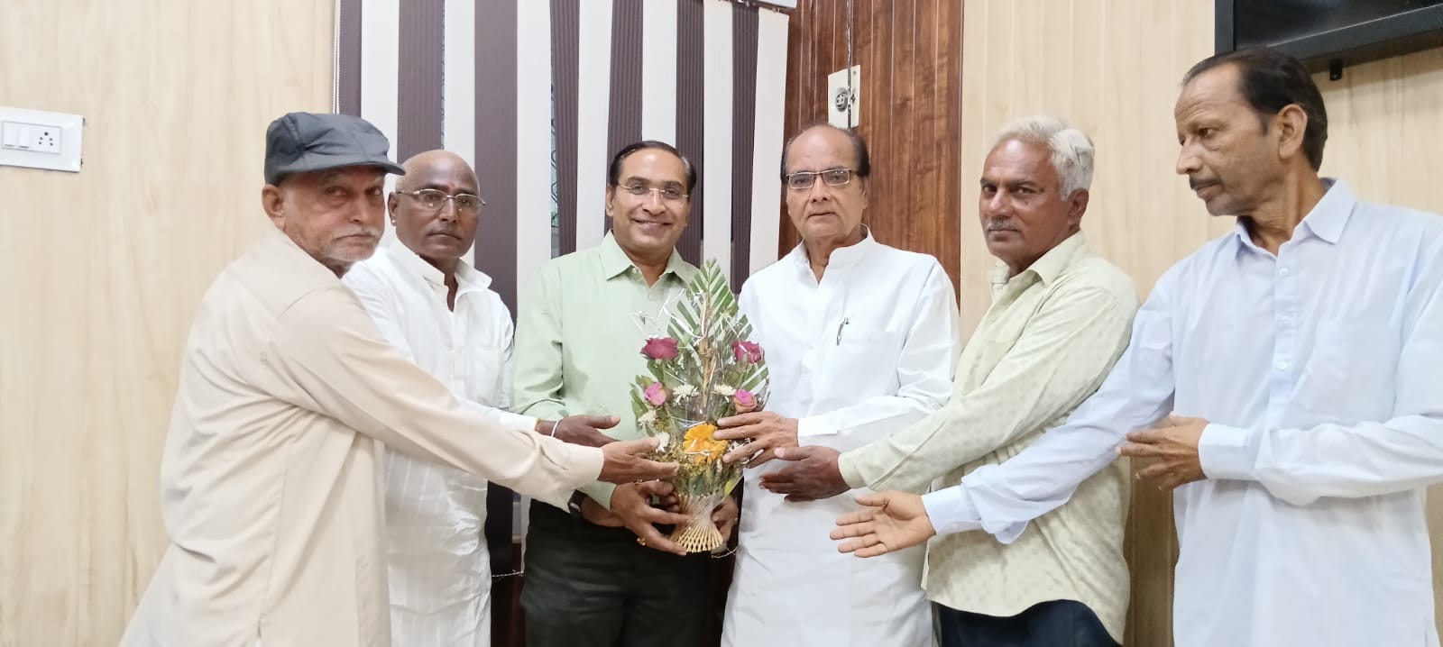 IMG 20251112 WA0016 पीबीएम अधीक्षक डॉक्टर बी.सी. घीया का अभिनंदन Rajasthan News Portal बीकानेर अपडेट