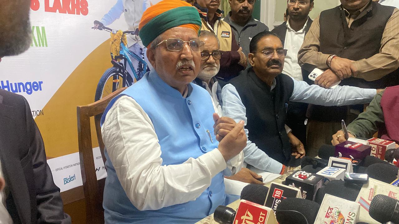 IMG 20251121 WA00071 पहली बार आयोजित होगी 'वेदांता टूर डी थार' अंतराष्ट्रीय साइकिल रैली, केंद्रीय मंत्री श्री अर्जुनराम मेघवाल की एक और पहल Rajasthan News Portal खेल