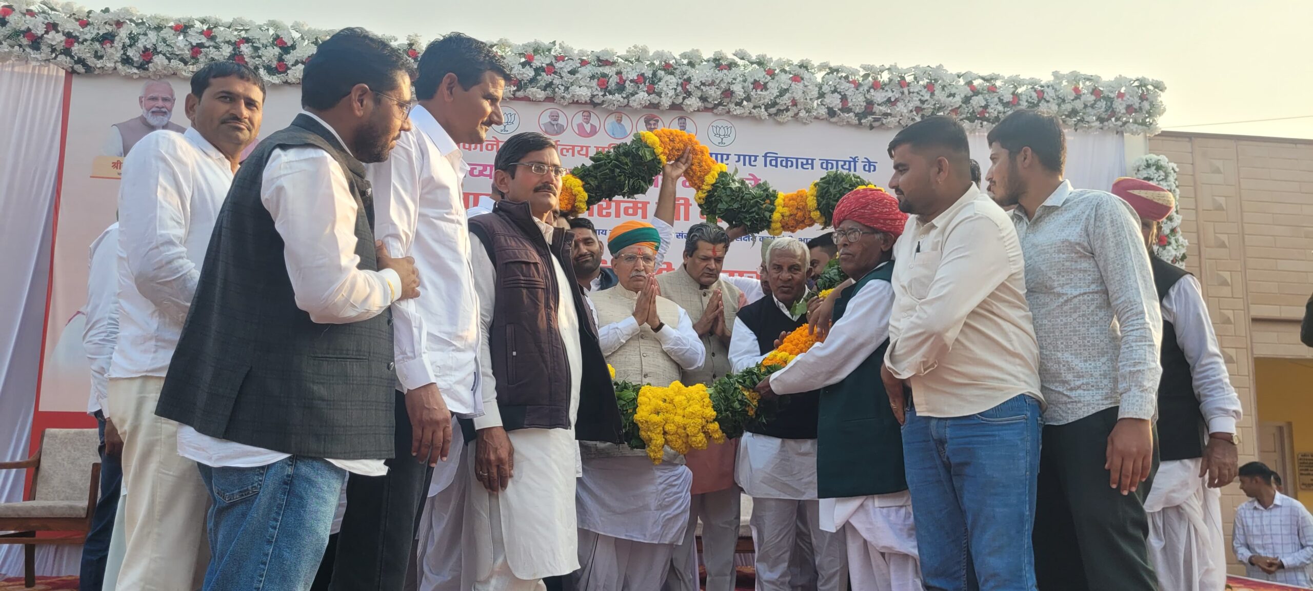 IMG 20251123 WA0016 scaled केंद्रीय मंत्री श्री मेघवाल और खाद्य एवं नागरिक आपूर्ति मंत्री श्री गोदारा ने 60 लाख रुपए के विकास कार्यों का लिया लोकार्पण Rajasthan News Portal बीकानेर अपडेट