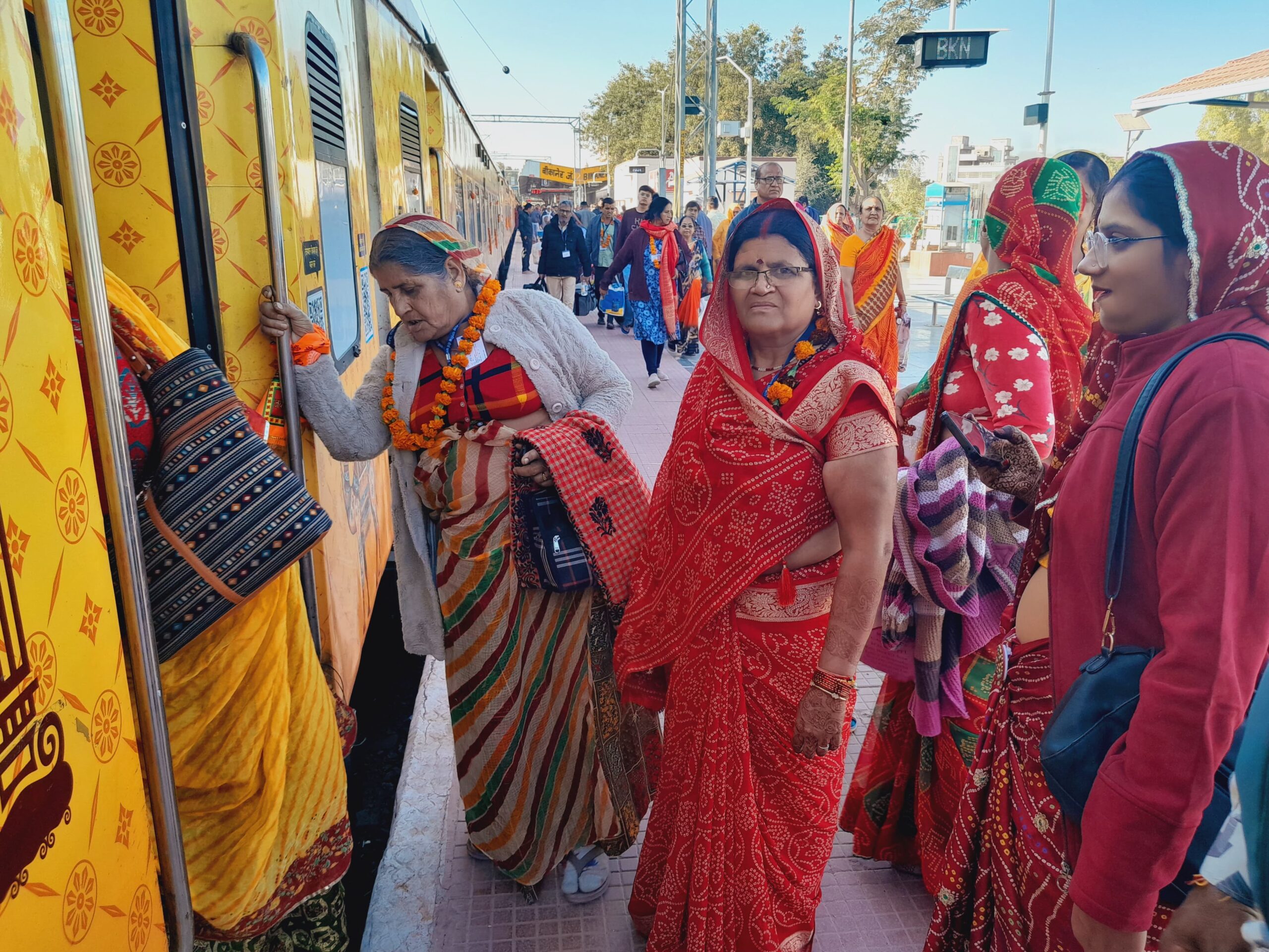 IMG 20251211 WA0011 scaled बीकानेर संभाग से 982 यात्री तीर्थ यात्रा हेतु हुए रवाना Rajasthan News Portal धर्म