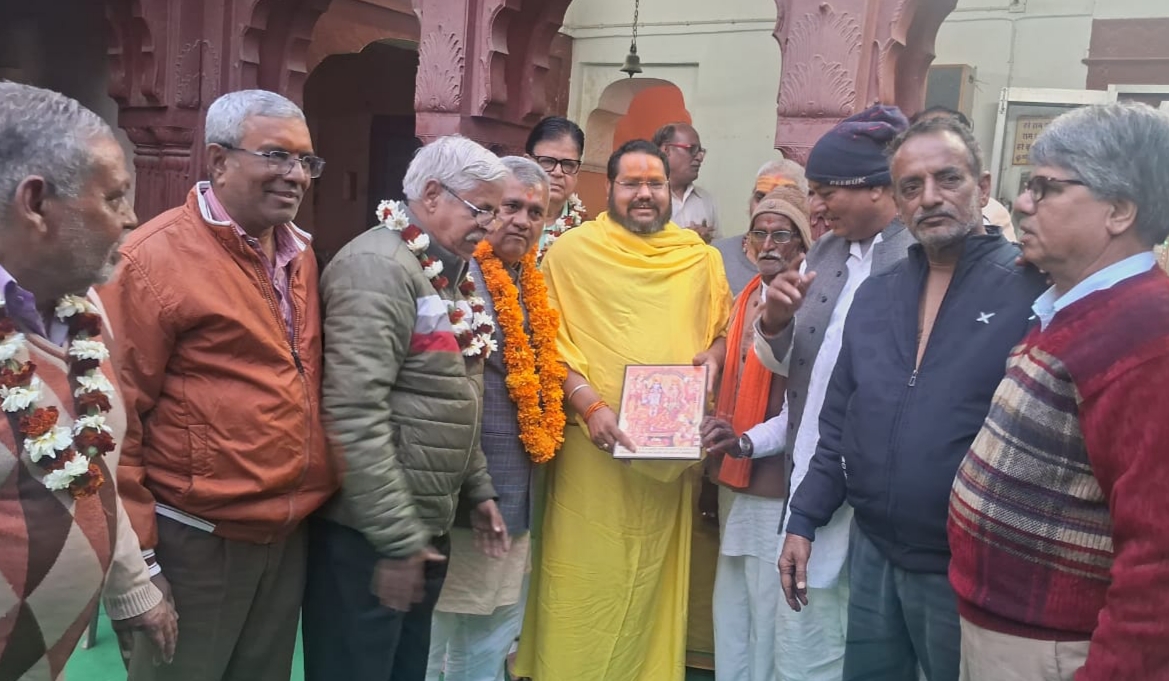 IMG 20251231 212955 राष्ट्रीय संत सरजू दास महाराज ने की महाआरती Rajasthan News Portal धर्म