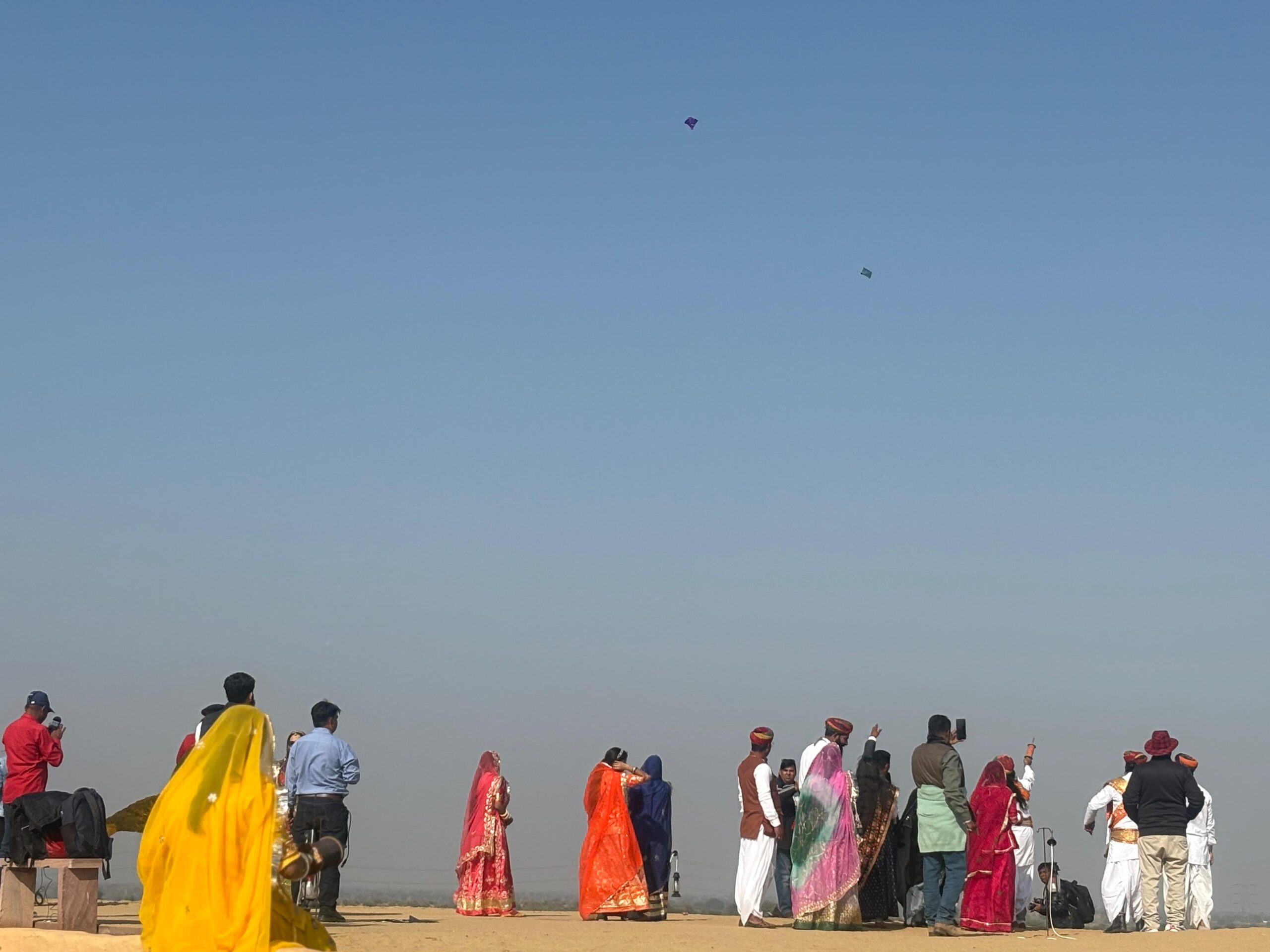 IMG 20260114 WA0021 scaled बीकानेर में पहली बार रायसर के धोरों में हुआ पतंग उत्सव Rajasthan News Portal राजस्थान