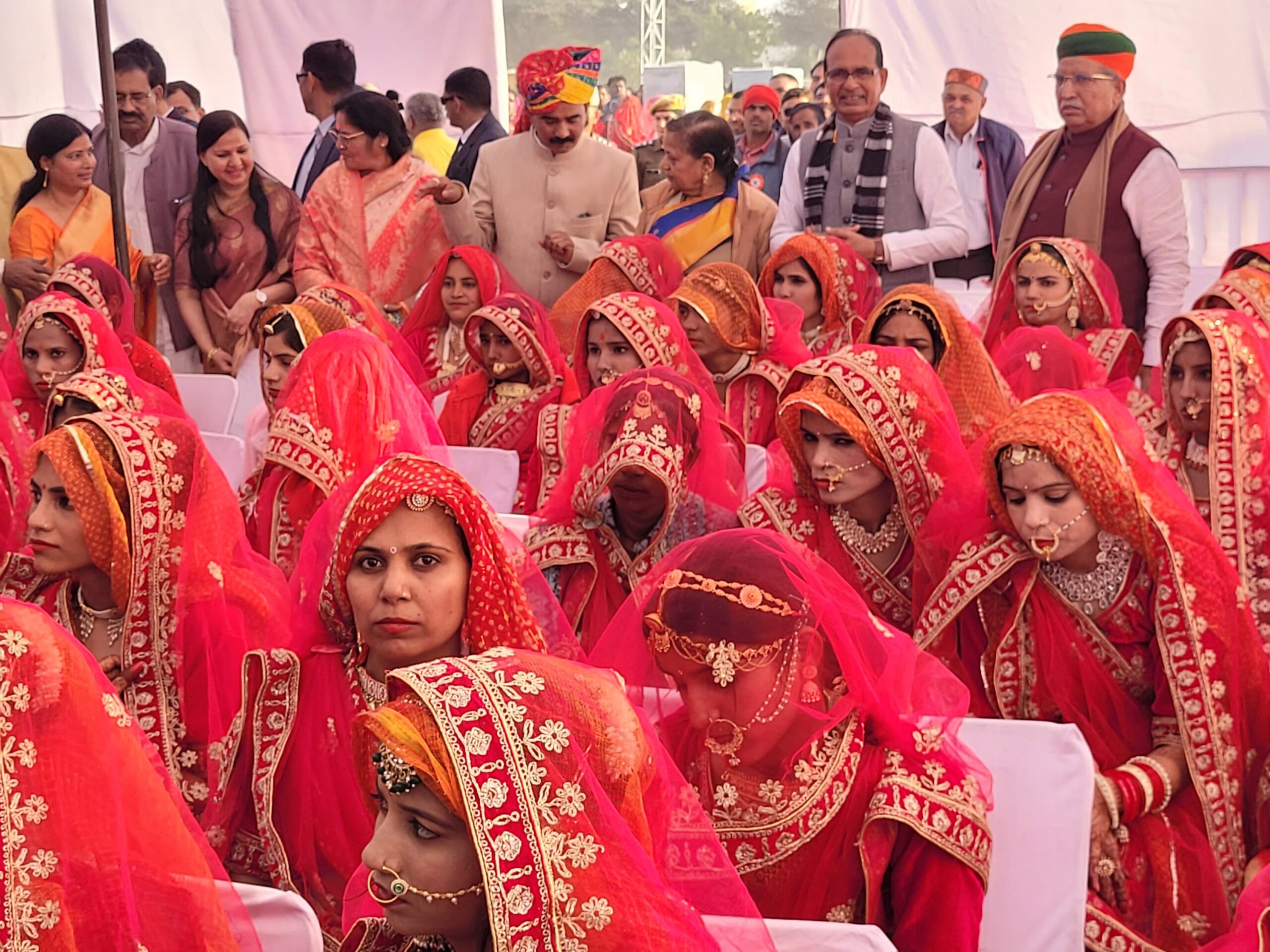 IMG 20260128 WA0032 scaled 61 जोड़े बंधे दाम्पत्य सूत्र में, 350 से अधिक प्रतिभाशाली बेटियों का सम्मान : भावना मेघवाल मेमोरियल ट्रस्ट Rajasthan News Portal राजस्थान