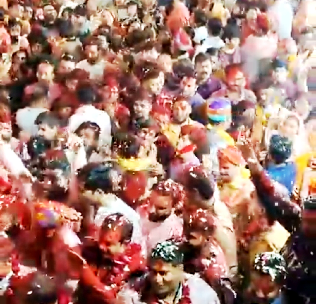 IMG 20260223 205350 बीकानेर में गुलाल उड़ाकर किया होलका का आगाज ''हंस चढ़ी माँ आयी भवानी रे- सहाय करे सब देश की'' Rajasthan News Portal देश