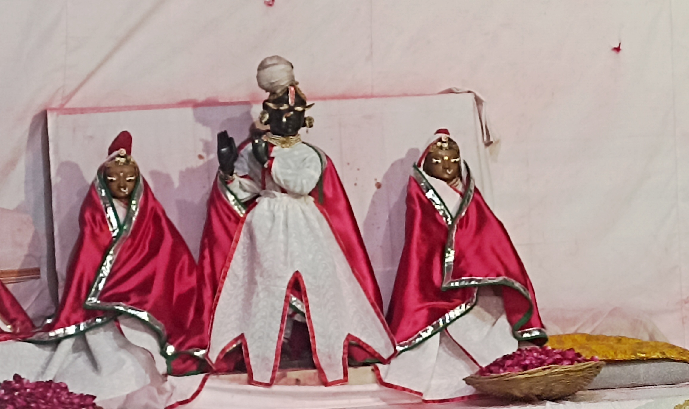 IMG 20260226 200639 रतन बिहारी व दाऊजी मंदिर में फूलों की होली, लक्ष्मीनाथ जी मंदिर परिसर में कल Rajasthan News Portal धर्म