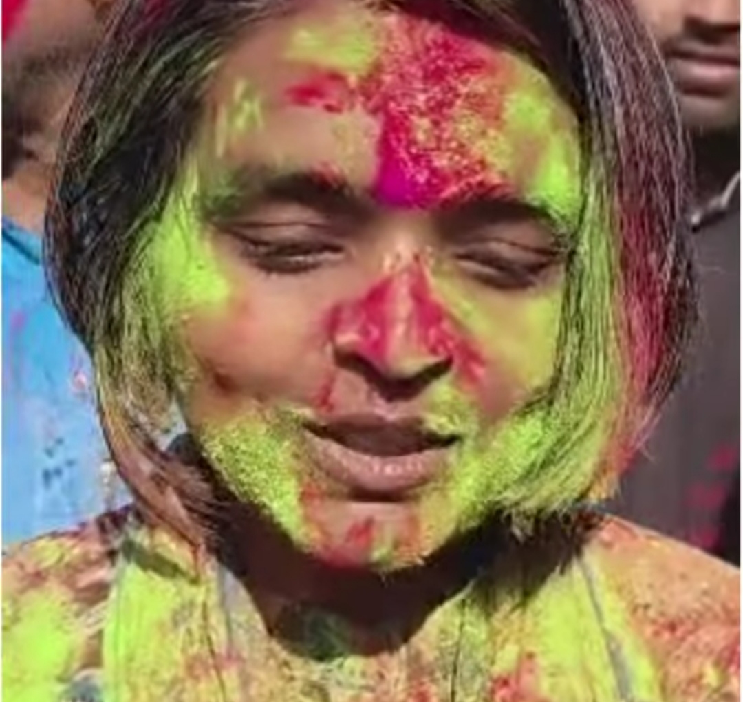 IMG 20260303 152337 जिला कलेक्टर निवास पर हर्षोल्लास से मनाई होली, चंग पर लगाई थाप Rajasthan News Portal बीकानेर अपडेट