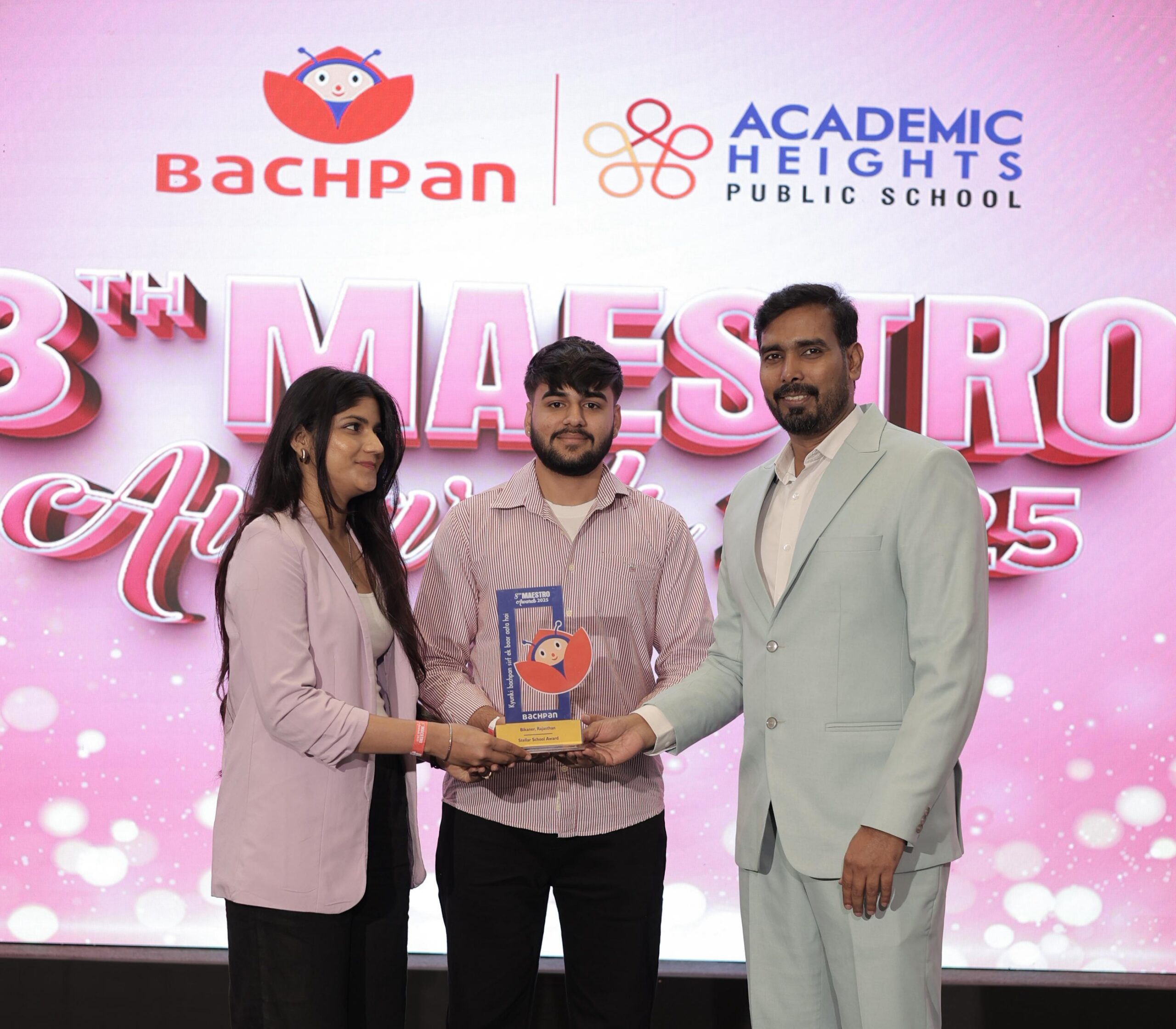 IMG 20260330 202702 scaled स्टेलर अवॉर्ड से सम्मानित हुआ उदासर रोड स्थित बचपन प्ले स्कूल Rajasthan News Portal राजस्थान