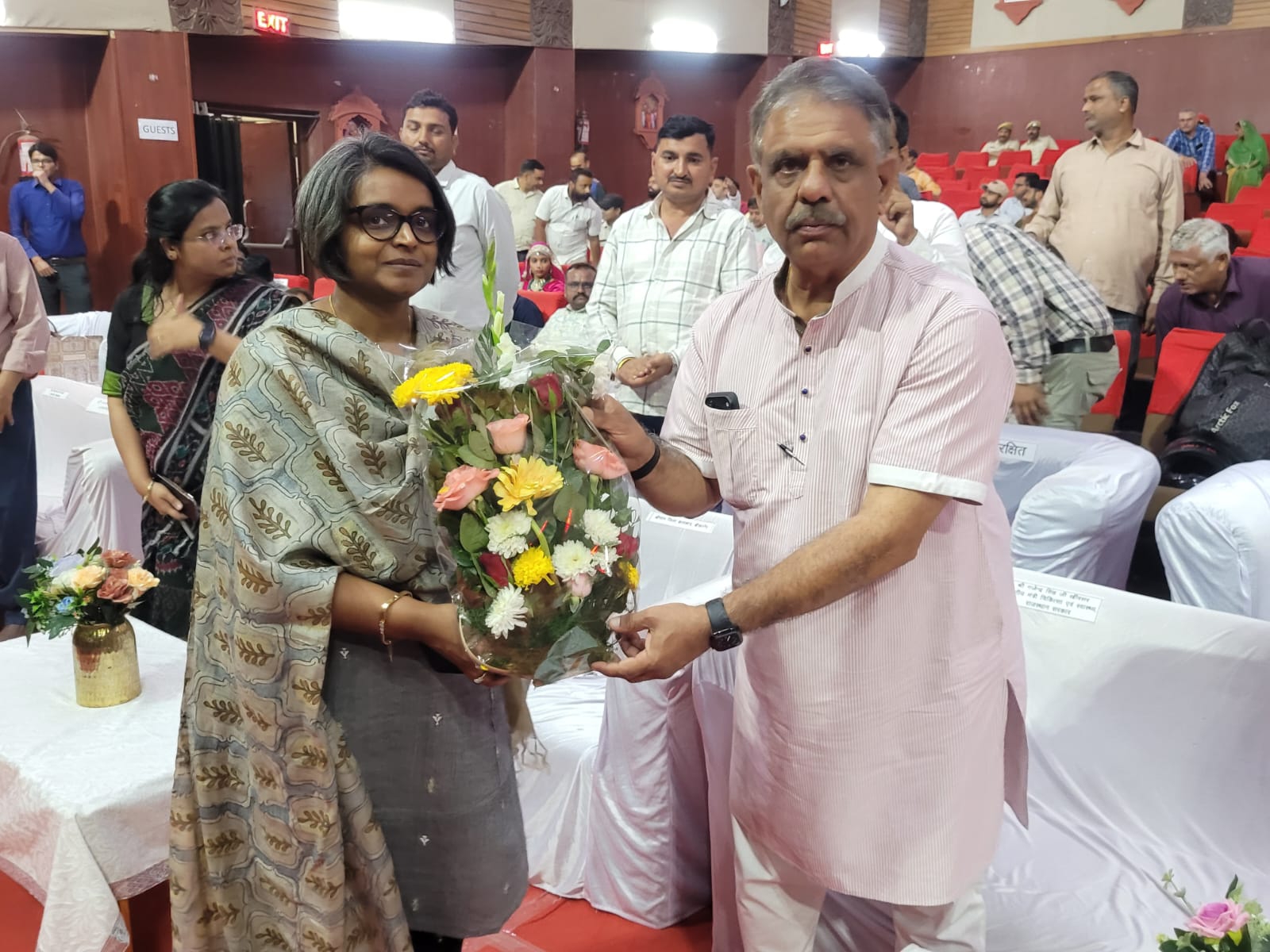 SAVE 20260319 190655 राजस्थान दिवस : हवेली संगीत 'हे री सखी…' ने लूटी वाहवाही, 'खेलण दो गिणगौर…' नृत्य के साथ थिरके दर्शक Rajasthan News Portal राजस्थान