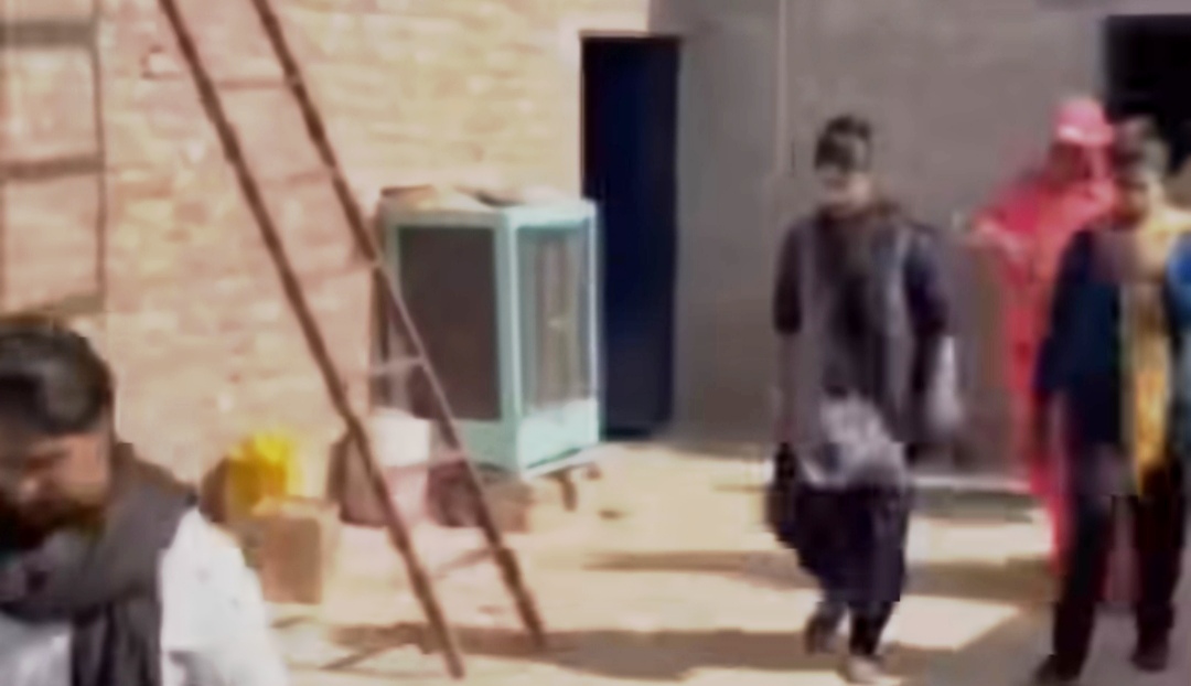 IMG 20260412 194439 बीकानेर में पुलिस ने 5 युवतियों और 9 युवकों को संदिग्ध अवस्था में दबोचा Rajasthan News Portal बीकानेर अपडेट