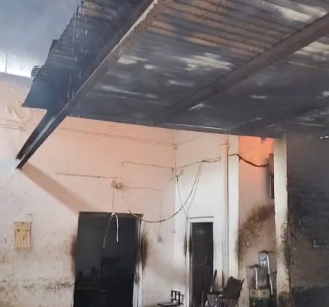 IMG 20260419 150704 बीकानेर के इस इलाके में लगी आग Rajasthan News Portal बीकानेर अपडेट