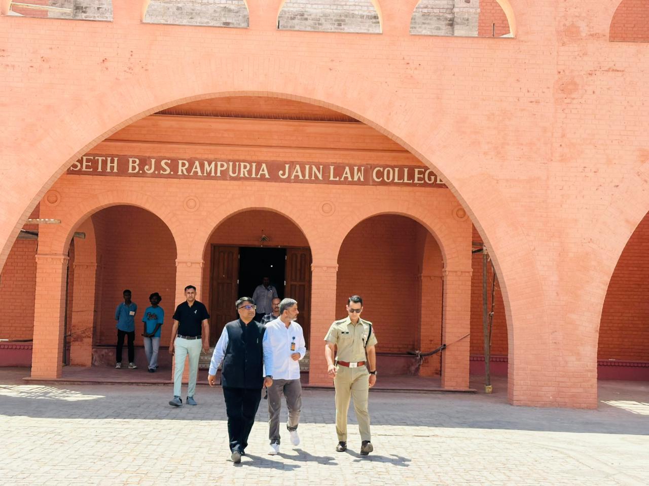 SAVE 20260405 141216 प्रतियोगी परीक्षा: जिला कलेक्टर और पुलिस अधीक्षक ने परीक्षा केंद्रों का किया औचक निरीक्षण Rajasthan News Portal राजस्थान