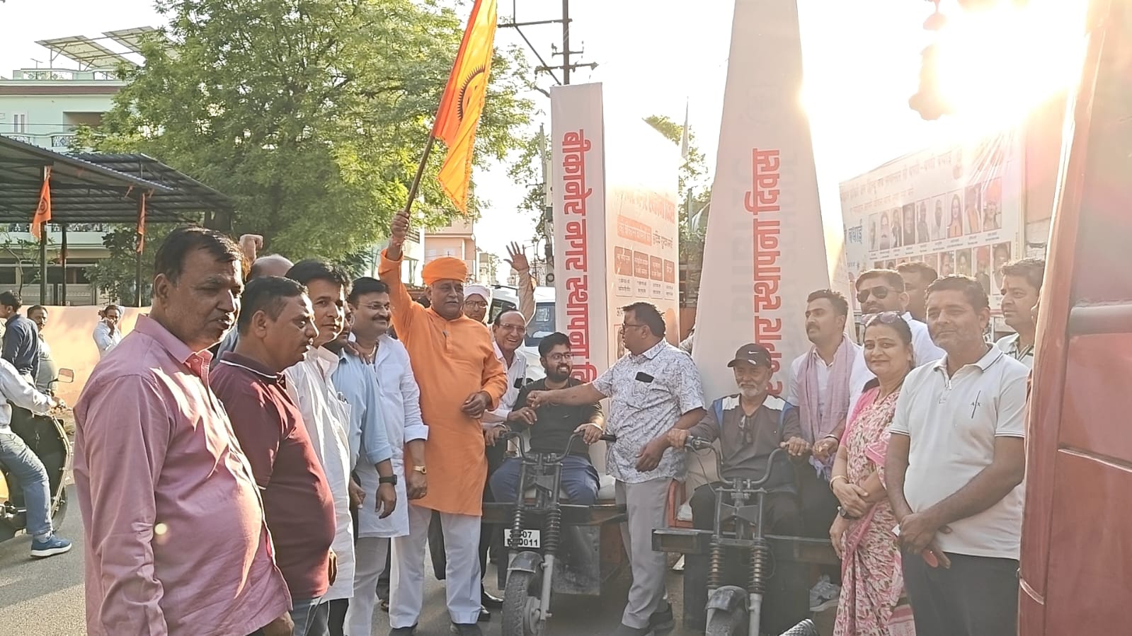 SAVE 20260415 202007 आखातीज : नगर थरपणा उत्सव” की तैयारियां शुरू, विधायक जेठानंद व्यास ने प्रचार रथों को दिखाई हरी झंडी Rajasthan News Portal बीकानेर अपडेट