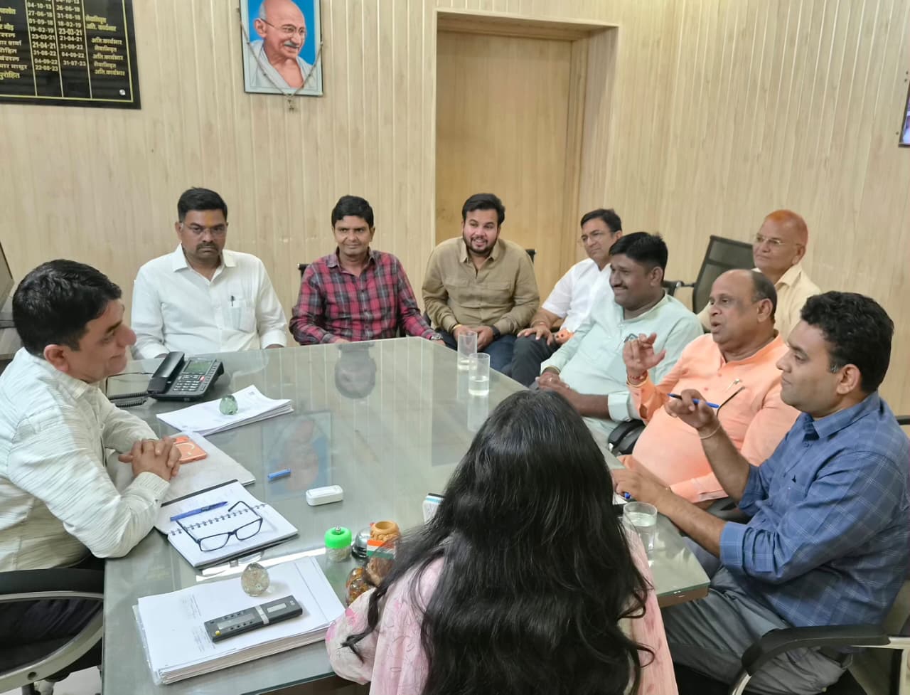 SAVE 20260416 155730 नहर बंदी में जल आपूर्ति को लेकर भाजपा प्रतिनिधि मंडल, एडीशनल चीफ इंजीनियर से मिला Rajasthan News Portal राजस्थान