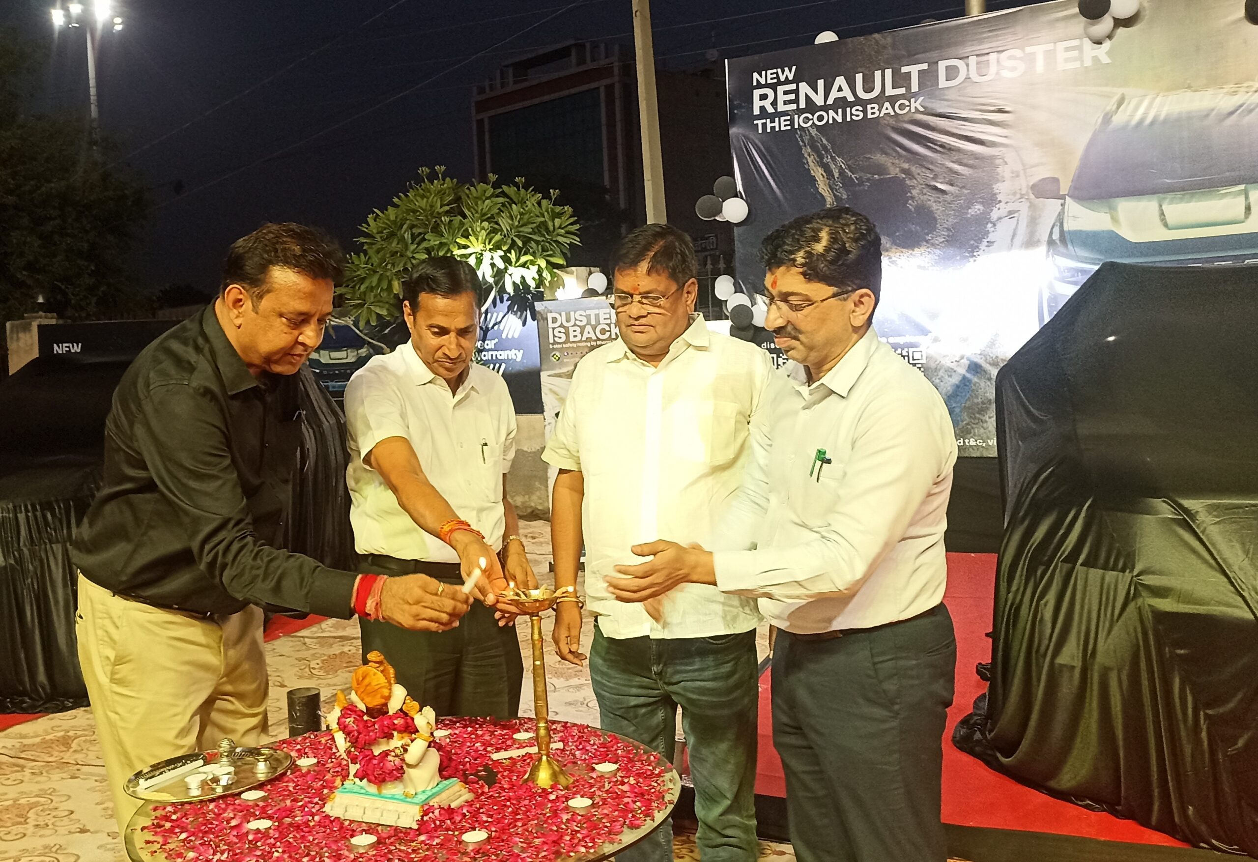 IMG 20260501 221432 scaled रौनक रिनॉल्ट में न्यू डस्टर की भव्य लॉन्चिंग Rajasthan News Portal बीकानेर अपडेट