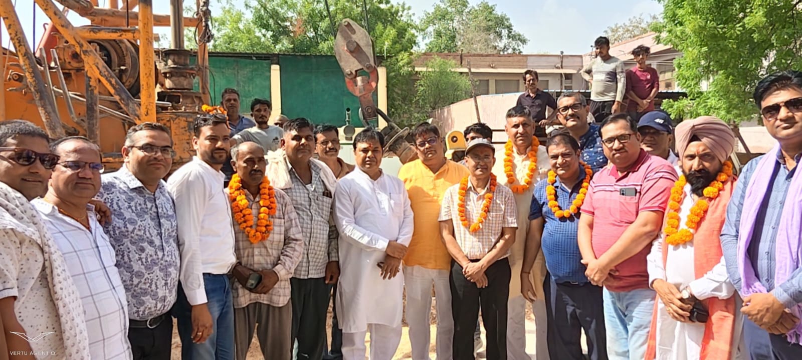 राठी परिवार के प्रयास : पीबीएम में बनेगा ट्यूबवैल, भूमि पूजन 2 देश SAVE 20260518 181749 राठी परिवार के प्रयास : पीबीएम में बनेगा ट्यूबवैल, भूमि पूजन Rajasthan News Portal देश