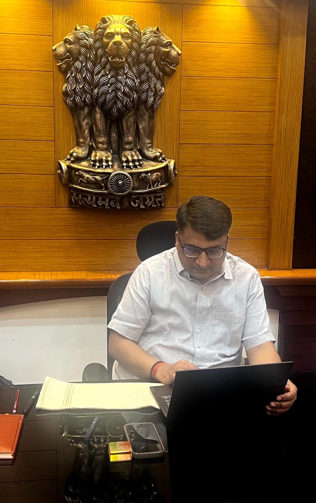 WhatsApp Image 2026 05 05 at 4.14.36 PM जिला कलक्टर श्री निशान्त जैन ने की स्व-गणना Rajasthan News Portal बीकानेर अपडेट