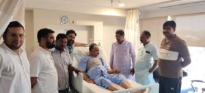 केंद्रीय मंत्री अर्जुन राम मेघवाल एवं प्रदेश महामंत्री श्रवण सिंह बगड़ी ने उपमहापौर राजेंद्र पंवार के स्वास्थ्य की जानकारी ली