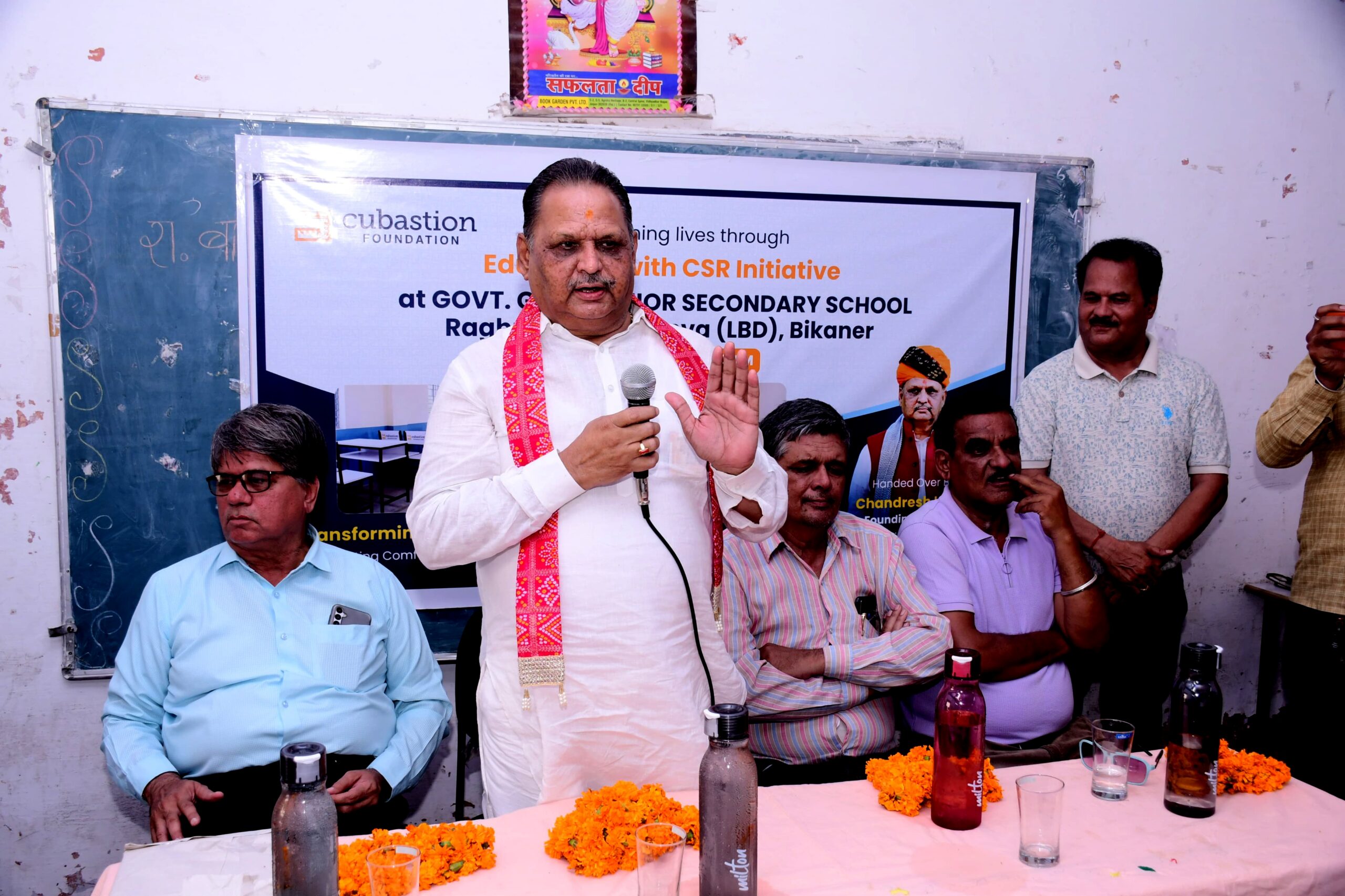 IMG 20260705 205014 scaled बालिका स्कूल को क्यूबेशन फाउंडेशन का बड़ा उपहार, 150 टेबल-कुर्सियां भेंट Rajasthan News Portal बीकानेर अपडेट