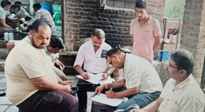 IMG 20260717 231233 मिठाई खाने से एक दर्जन बीमार, स्वास्थ्य विभाग ने चमचम जब्त की Rajasthan News Portal बीकानेर अपडेट