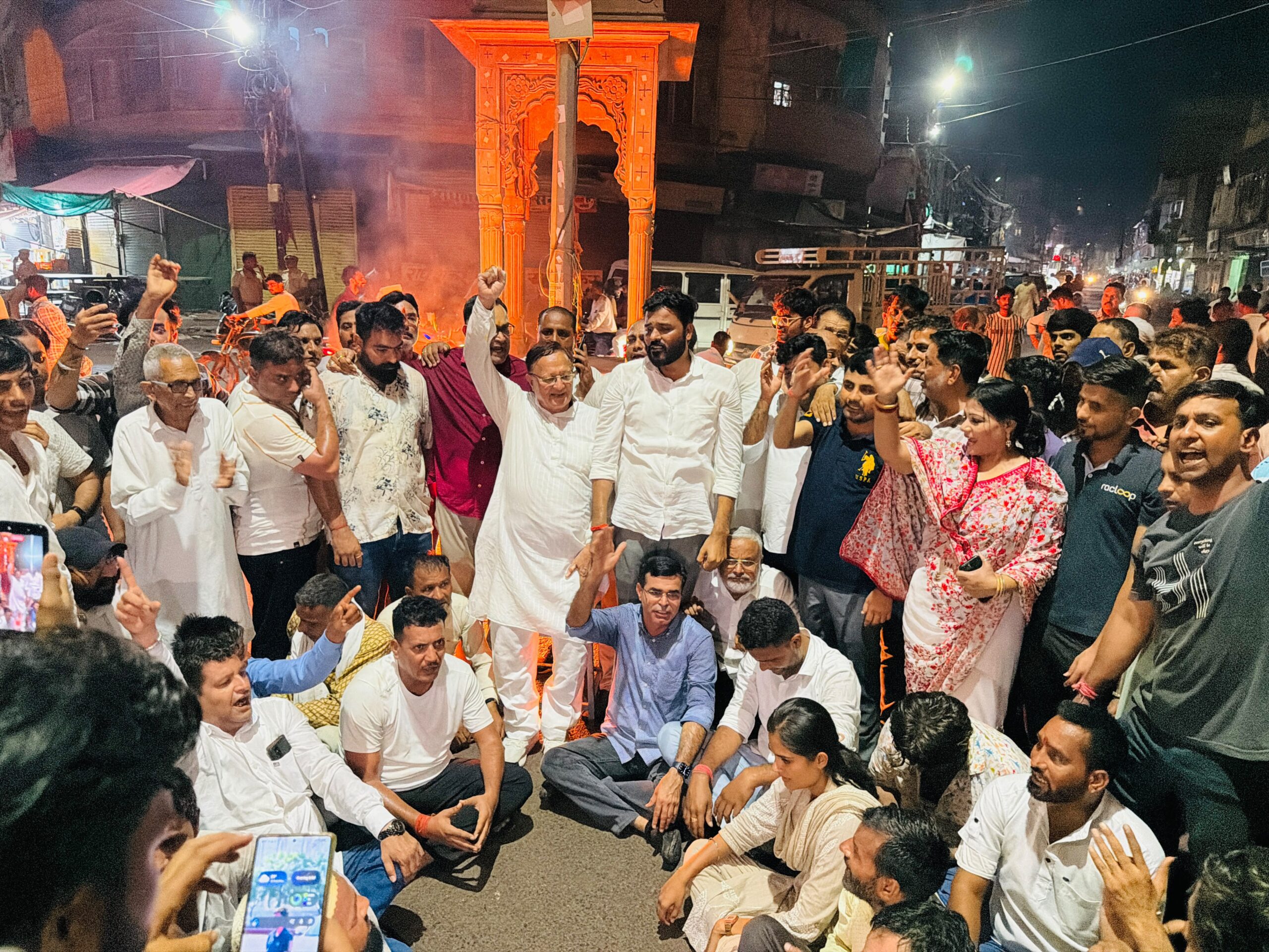 SAVE 20260721 223452 scaled कोटगेट पर कांग्रेस का प्रदर्शन, शिक्षा मंत्री धर्मेंद्र प्रधान और प्रधानमंत्री से इस्तीफे की मांग Rajasthan News Portal बीकानेर अपडेट