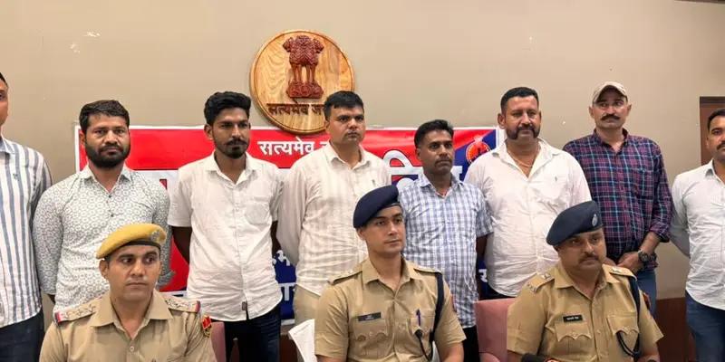 IMG 20260805 WA0006 1140x570 1 पुलिस की ताबड़तोड़ कार्रवाई, करोड़ों की संपत्ति सीज, इनामी आरोपी गिरफ्तार Rajasthan News Portal देश
