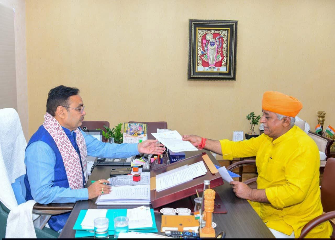 SAVE 20260805 222756 मुख्यमंत्री श्री भजनलाल शर्मा से मिले विधायक श्री जेठानंद व्यास Rajasthan News Portal राजस्थान
