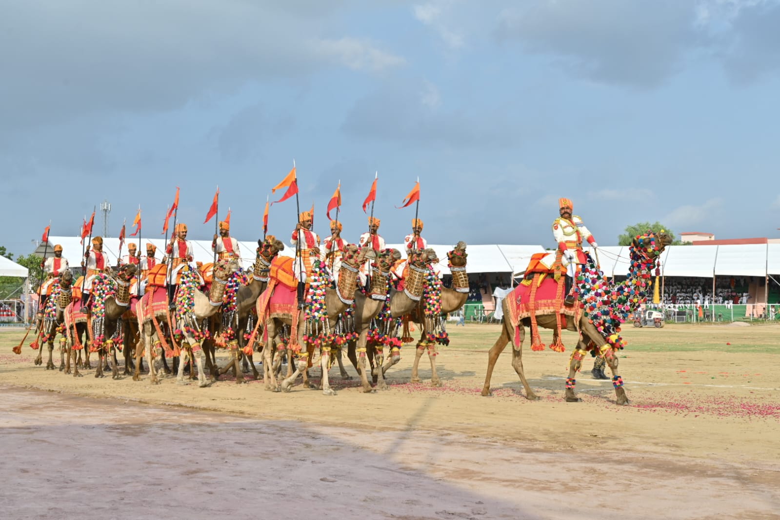 बीकानेर में ऊंटों के लवाजमे ने दिल जीता, राज्य स्तरीय स्वतंत्रता दिवस समारोह का पूर्वाभ्यास 5 राजस्थान SAVE 20260814 241726 बीकानेर में ऊंटों के लवाजमे ने दिल जीता, राज्य स्तरीय स्वतंत्रता दिवस समारोह का पूर्वाभ्यास Rajasthan News Portal राजस्थान